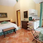 Tenuta Guazzaura Serralunga di Crea